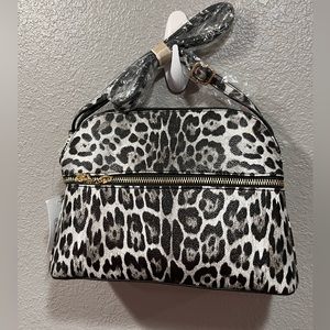 Makeup bag